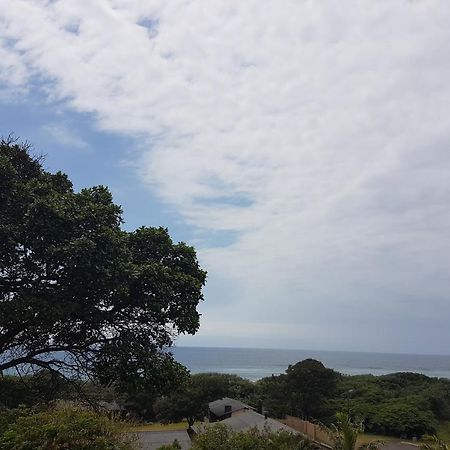 Sunrise Beach Resort Amanzimtoti Esterno foto