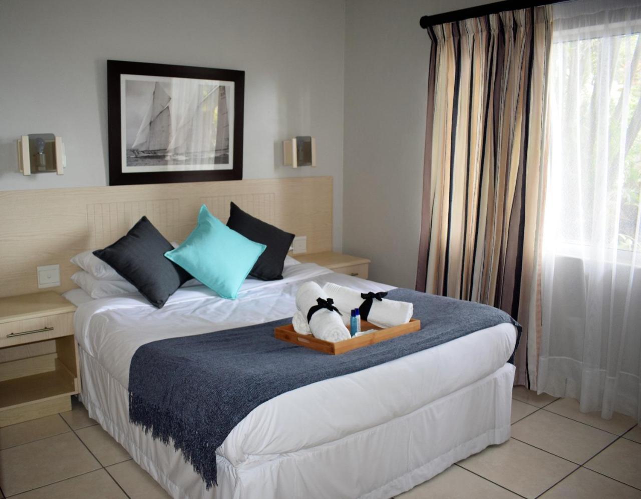 Sunrise Beach Resort Amanzimtoti Esterno foto