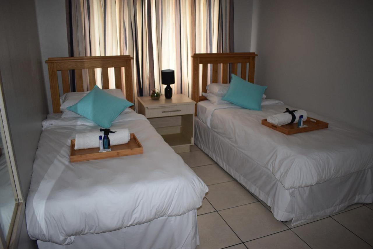 Sunrise Beach Resort Amanzimtoti Esterno foto