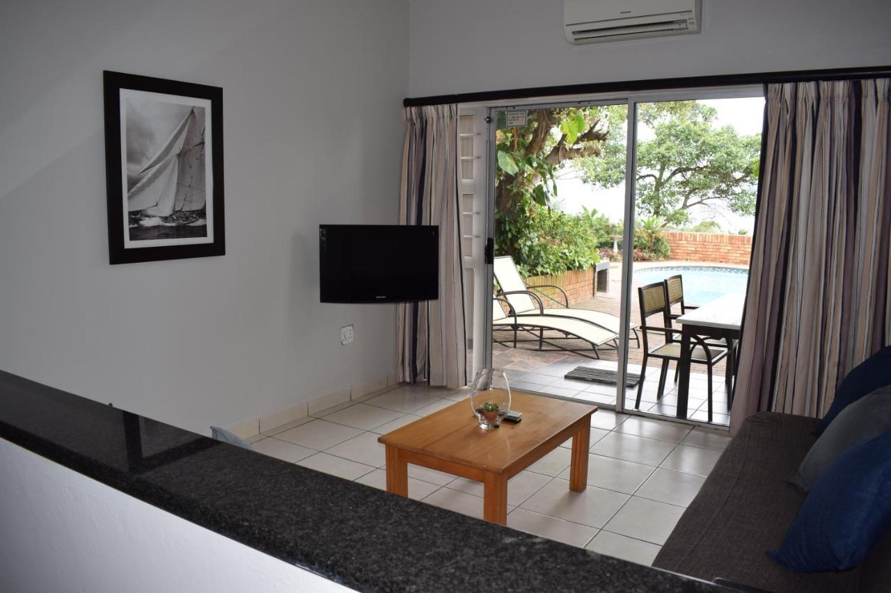 Sunrise Beach Resort Amanzimtoti Esterno foto