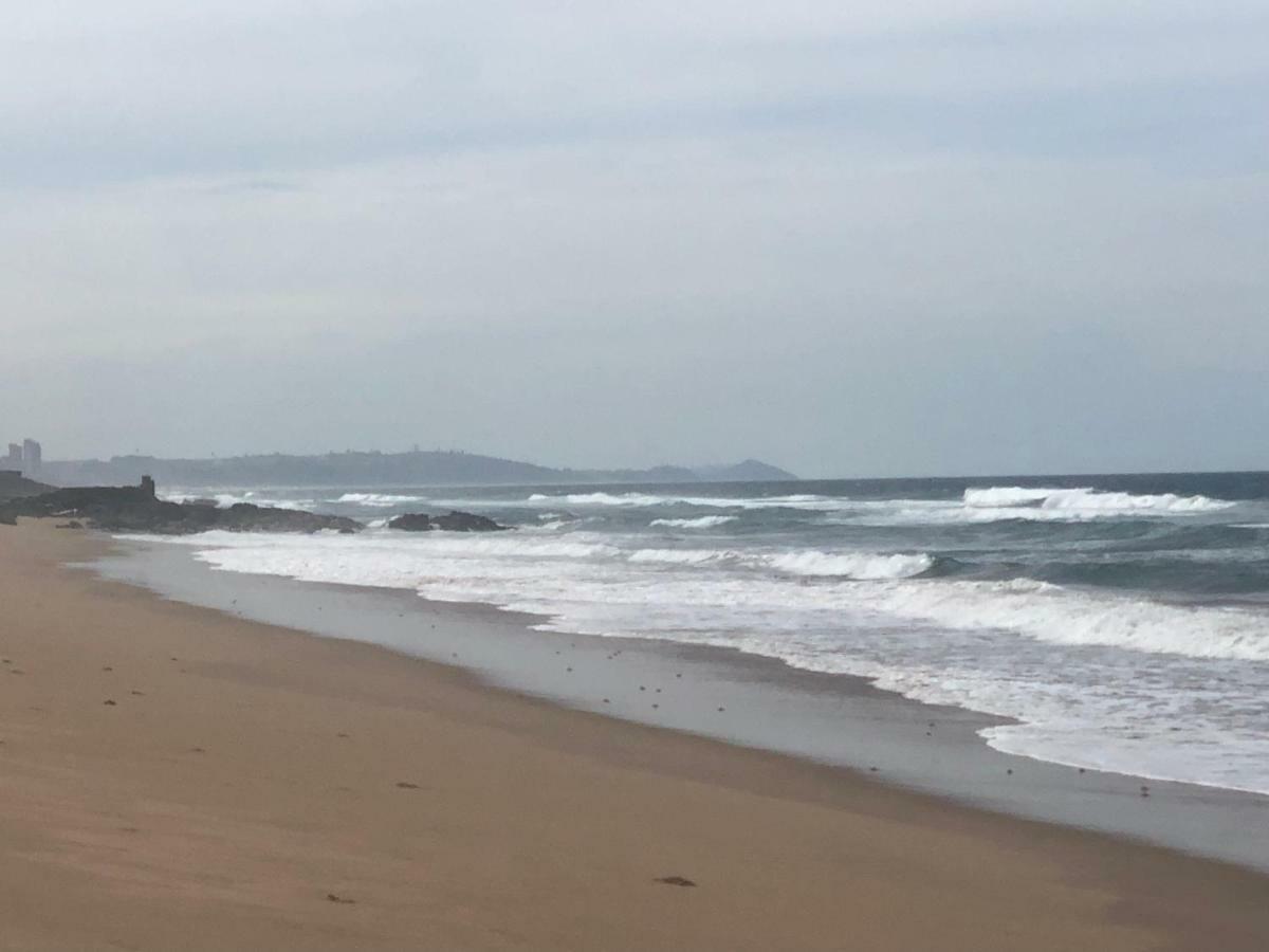 Sunrise Beach Resort Amanzimtoti Esterno foto