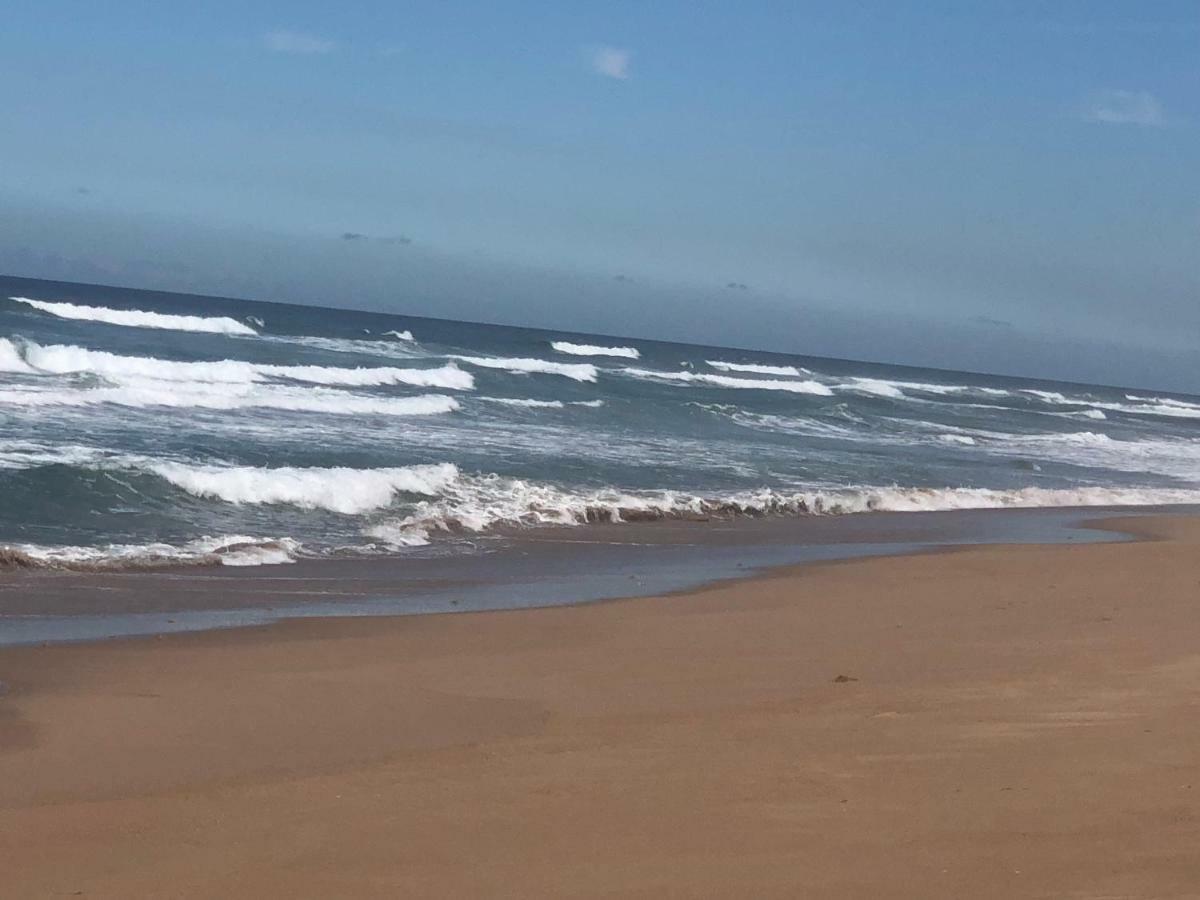 Sunrise Beach Resort Amanzimtoti Esterno foto