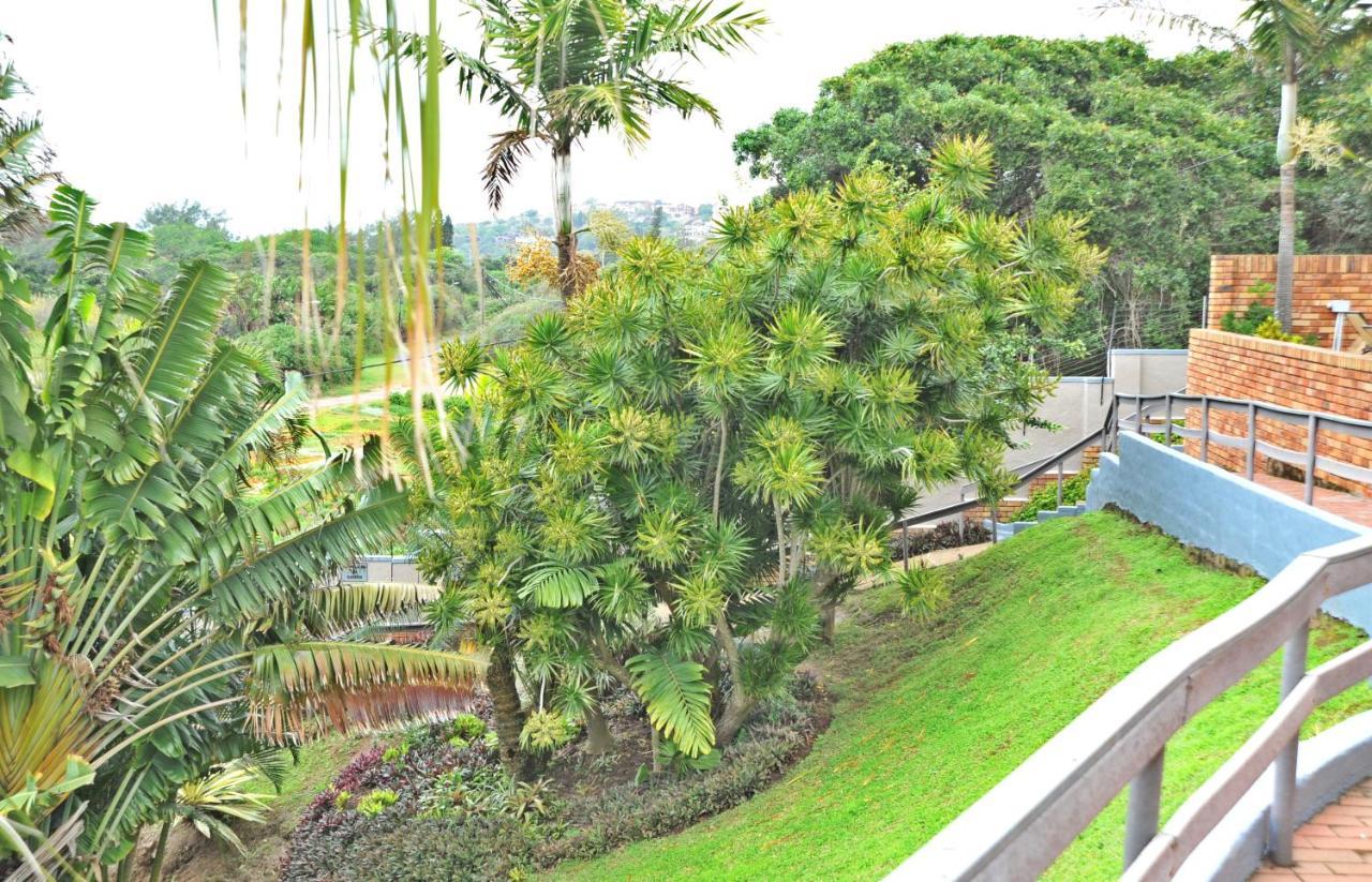 Sunrise Beach Resort Amanzimtoti Esterno foto