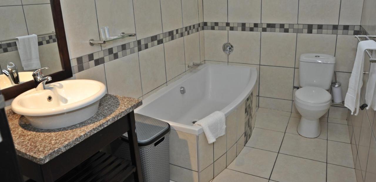 Sunrise Beach Resort Amanzimtoti Esterno foto