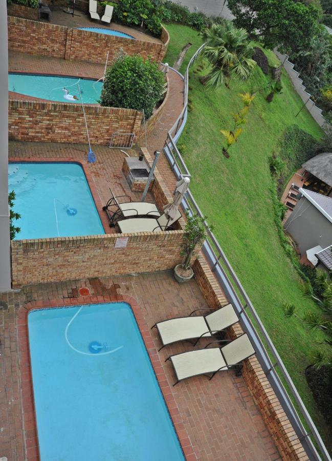 Sunrise Beach Resort Amanzimtoti Esterno foto