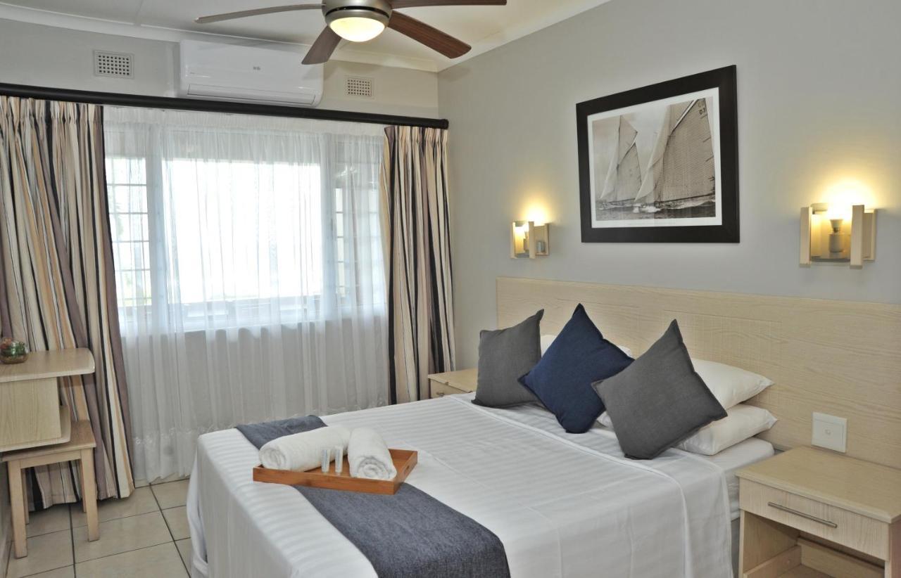 Sunrise Beach Resort Amanzimtoti Esterno foto